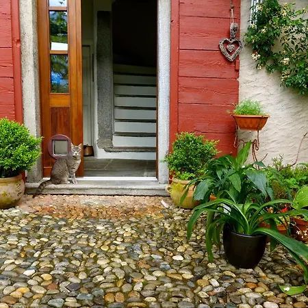 Uvablu Bed and breakfast Trontano